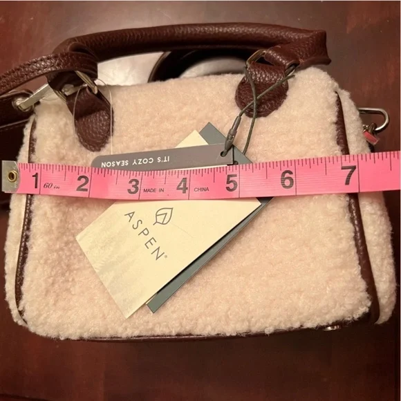 Aspen satchel bag cream Sherpa with brown faux leather trim with pouch NWT - Picture 8 of 12